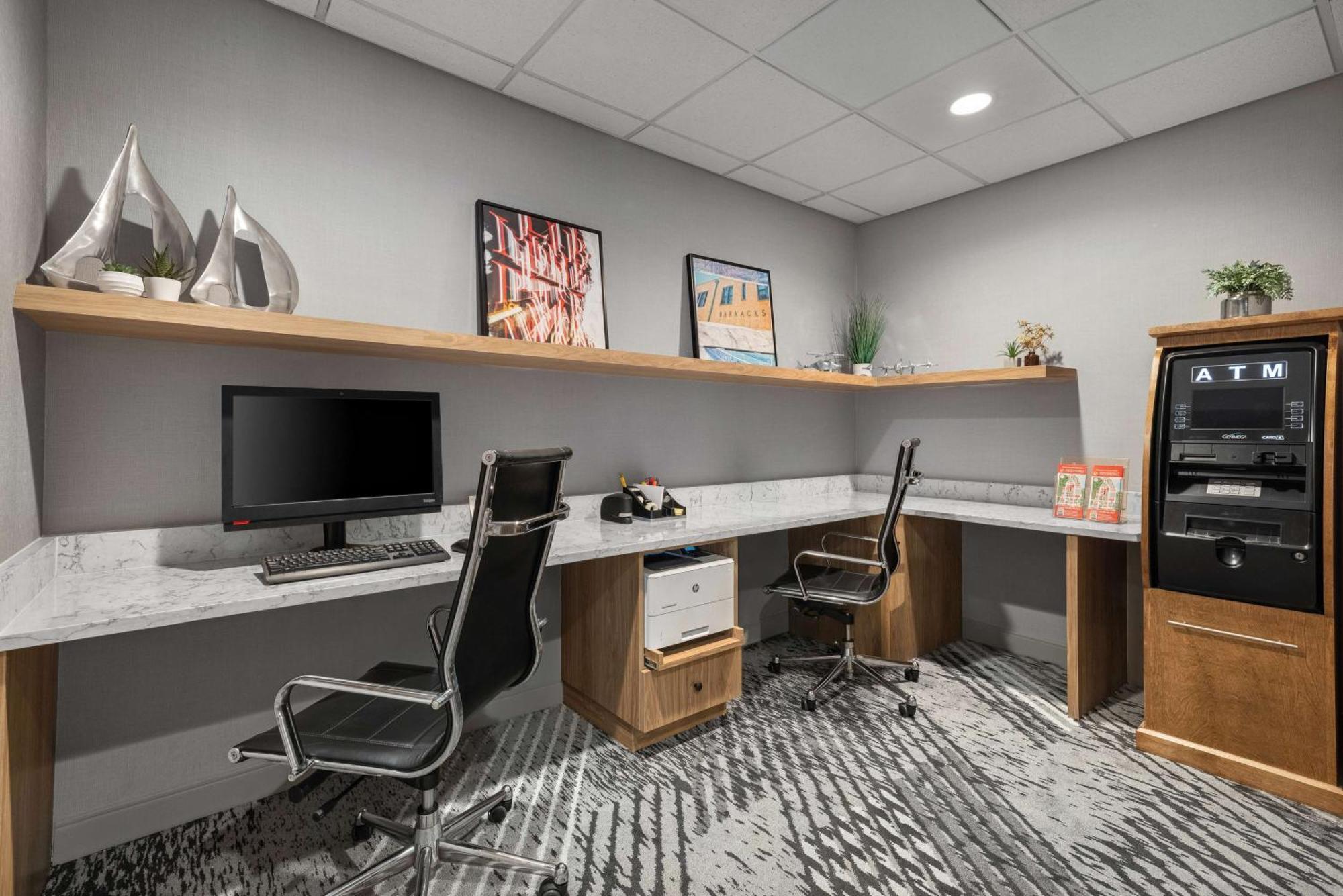 Homewood Suites By Hilton San Diego Airport-Liberty Station Екстер'єр фото
