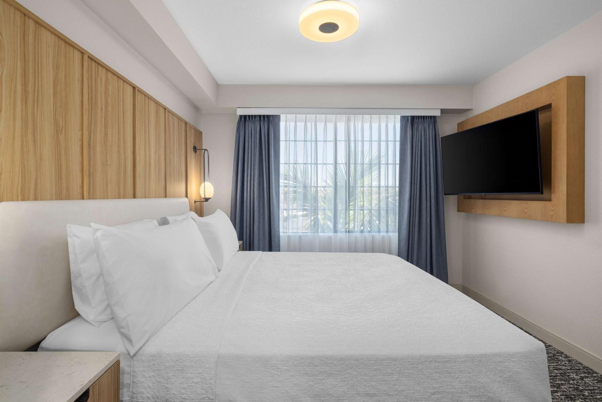 Homewood Suites By Hilton San Diego Airport-Liberty Station Екстер'єр фото