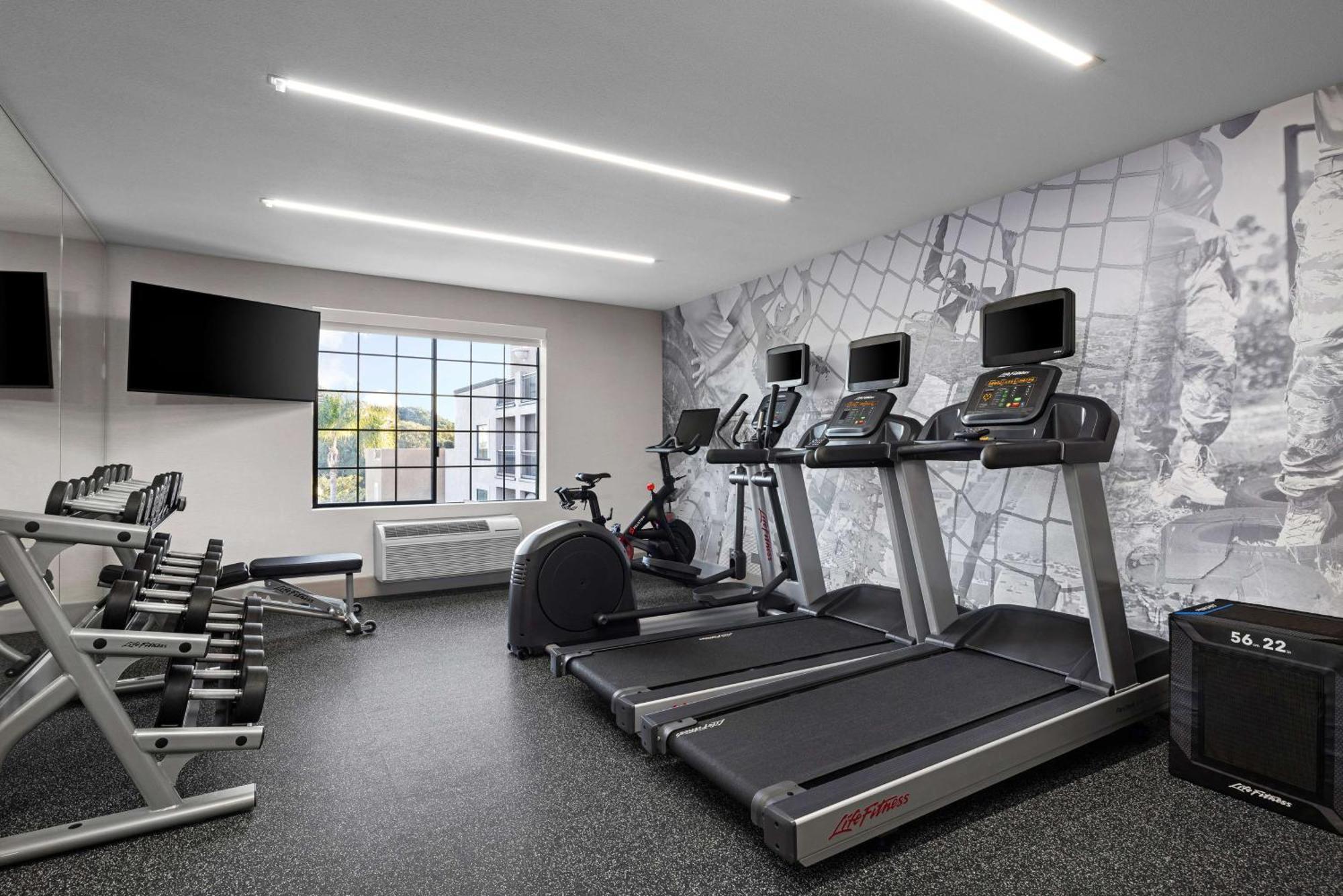 Homewood Suites By Hilton San Diego Airport-Liberty Station Екстер'єр фото