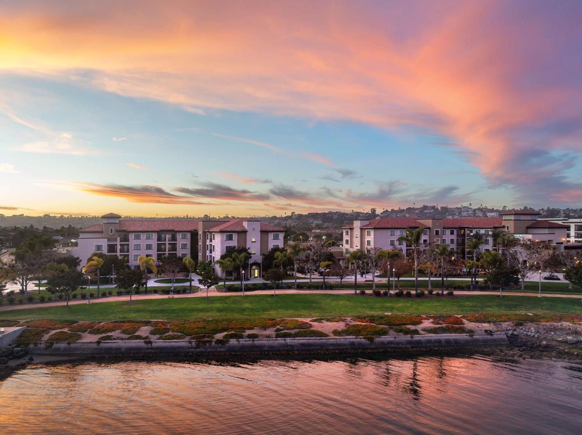 Homewood Suites By Hilton San Diego Airport-Liberty Station Екстер'єр фото